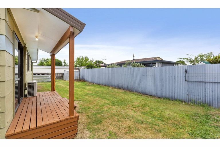 Photo of property in 133d Avalon Drive, Nawton, Hamilton, 3200