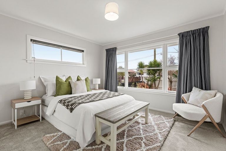 Photo of property in 15 Vivian Street, Burwood, Christchurch, 8083