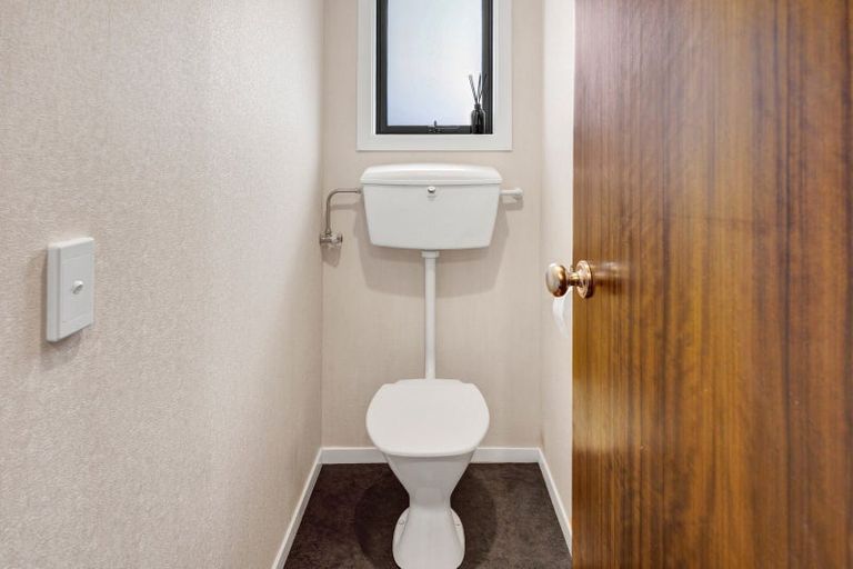 Photo of property in 65 Belt Road, New Plymouth, 4310