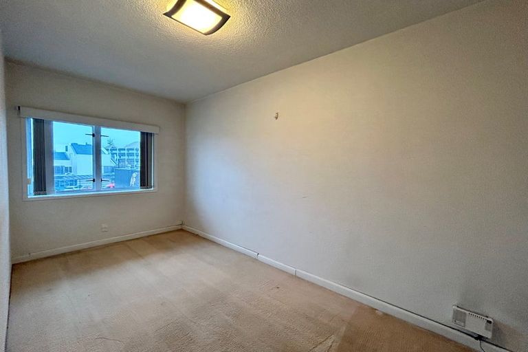 Photo of property in 235 Marine Parade, Napier South, Napier, 4110