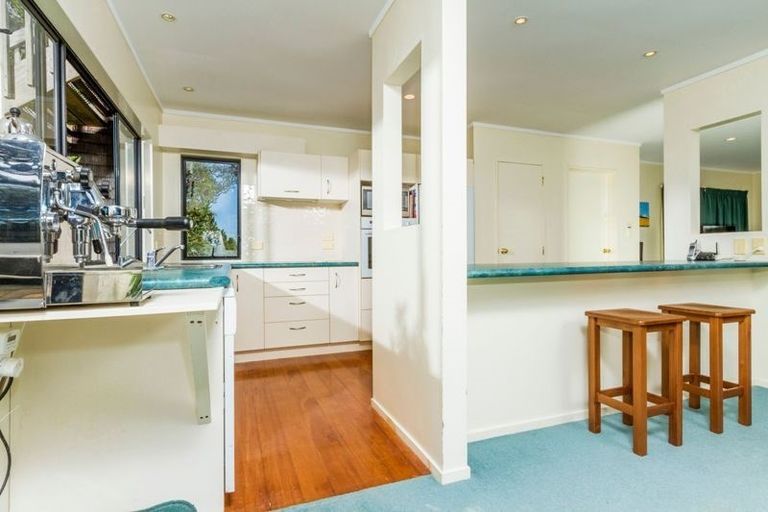 Photo of property in 1/22 Arcadia Crescent, Bayview, Auckland, 0629