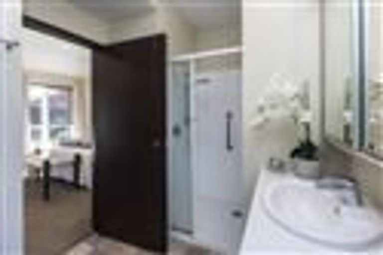 Photo of property in 1/38 Glandovey Road, Fendalton, Christchurch, 8052