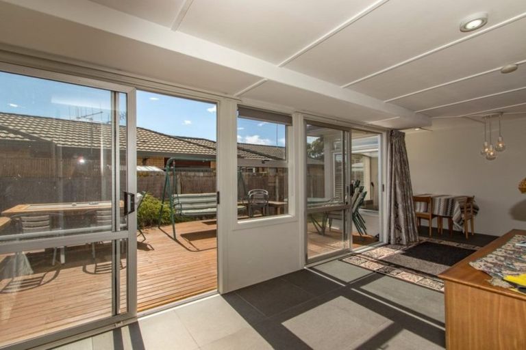 Photo of property in 16 Laurent Place, Greenmeadows, Napier, 4112