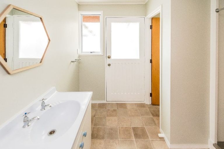 Photo of property in 21 Surrey Road, Springvale, Whanganui, 4501