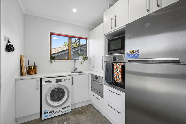 Photo of property in 37 Amante Crescent, Mairangi Bay, Auckland, 0630