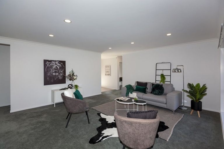 Photo of property in 6 Cascade Way, Paraparaumu, 5032