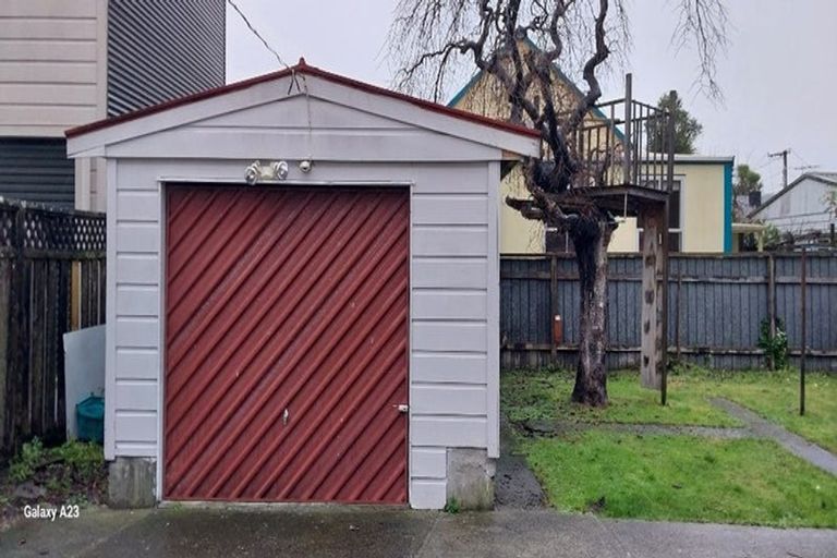 Photo of property in 44 Fitzherbert St Petone, Petone, Lower Hutt, 5012