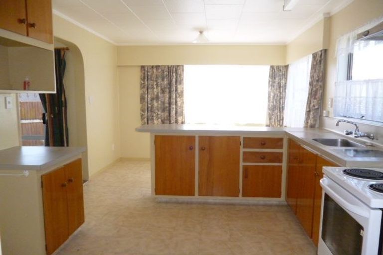 Photo of property in 14 Clement Place, Greenmeadows, Napier, 4112