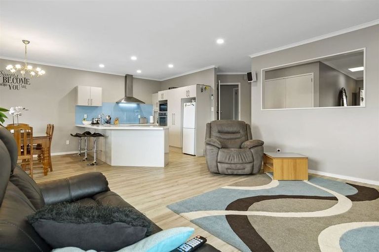 Photo of property in 15 Astor Place, Welcome Bay, Tauranga, 3112