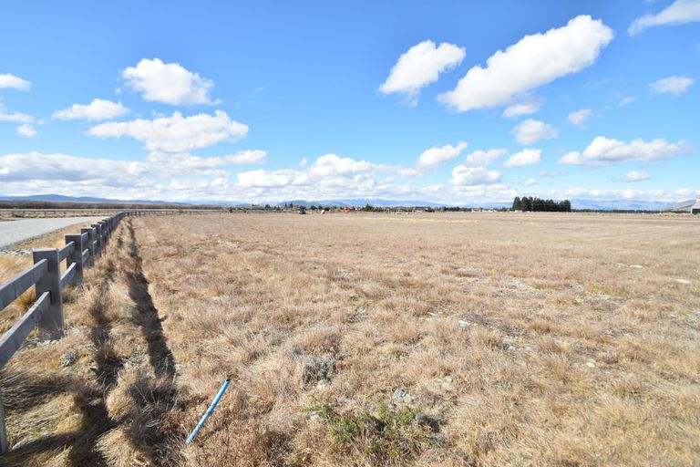 Photo of property in 2 Cameron Place, Ben Ohau, Twizel, 7999