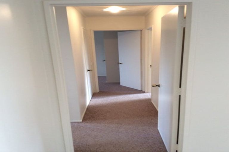 Photo of property in 13b Olive Crescent, Papatoetoe, Auckland, 2025