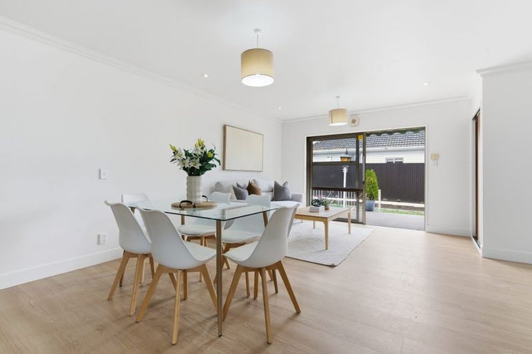 Photo of property in 219 Main North Road, Redwood, Christchurch, 8051