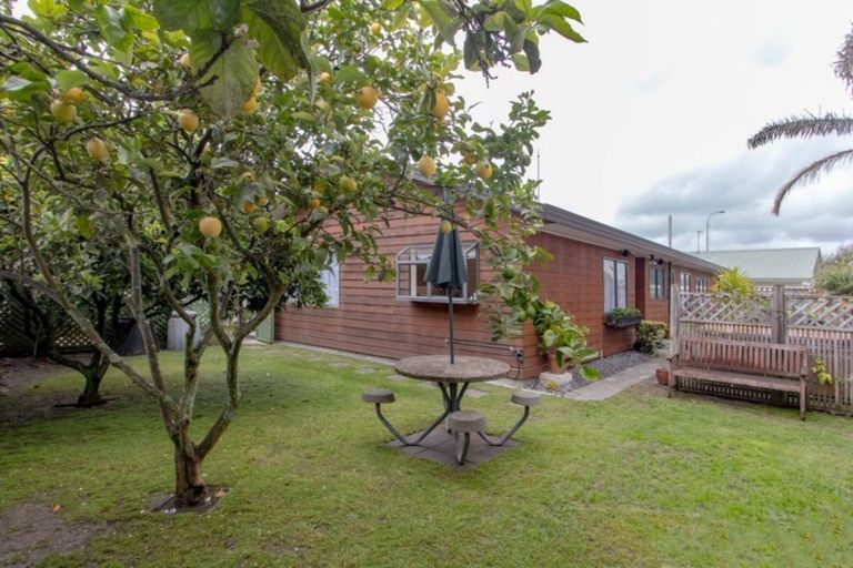 Photo of property in 2/38 Riverbend Road, Maraenui, Napier, 4110