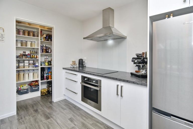 Photo of property in 6 Fearne Drive, Woodend, 7610