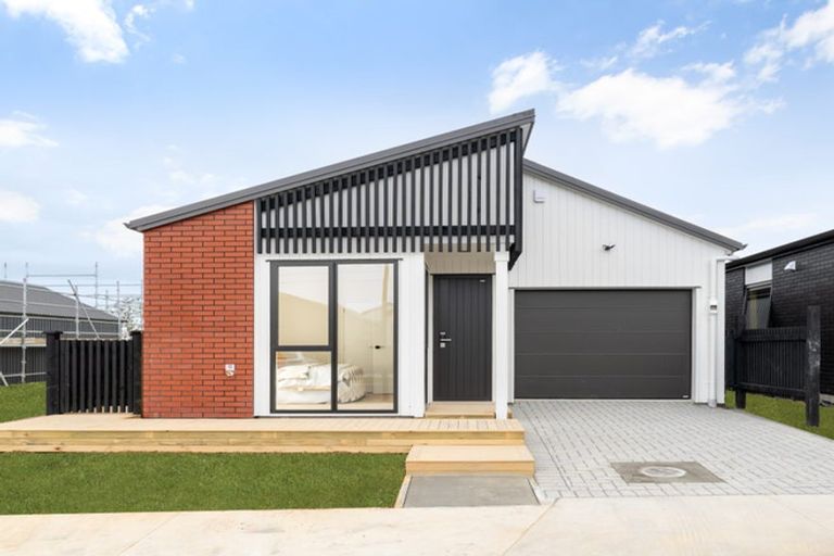 Photo of property in Oxford Street, Lansdowne, Masterton, 5810