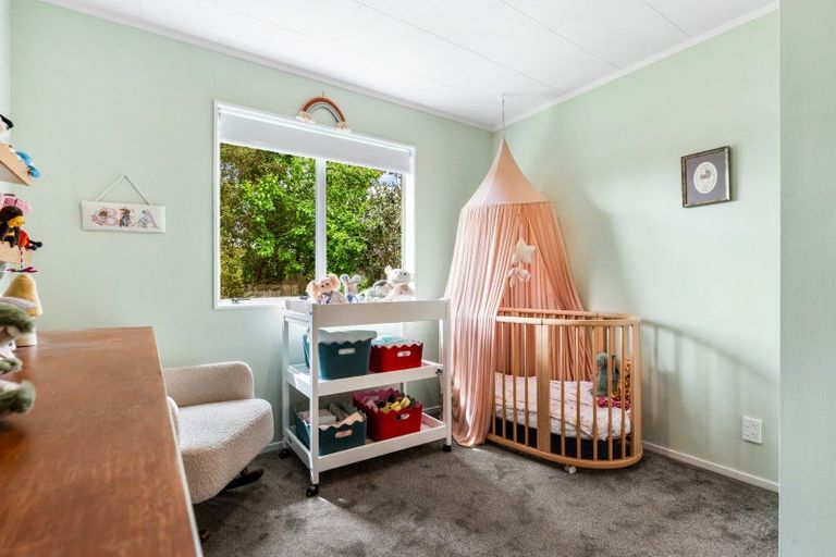 Photo of property in 37 James Cook Street, Havelock North, 4130