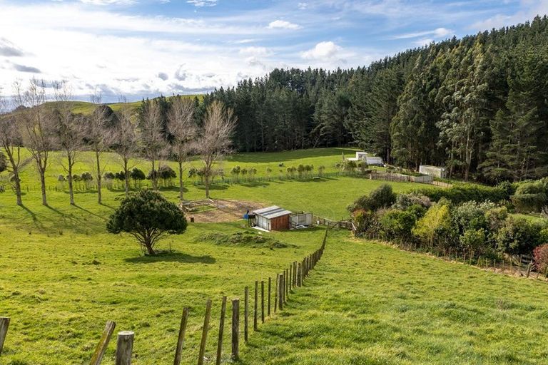 Photo of property in 39 County Heights Drive, Aokautere, Palmerston North, 4471