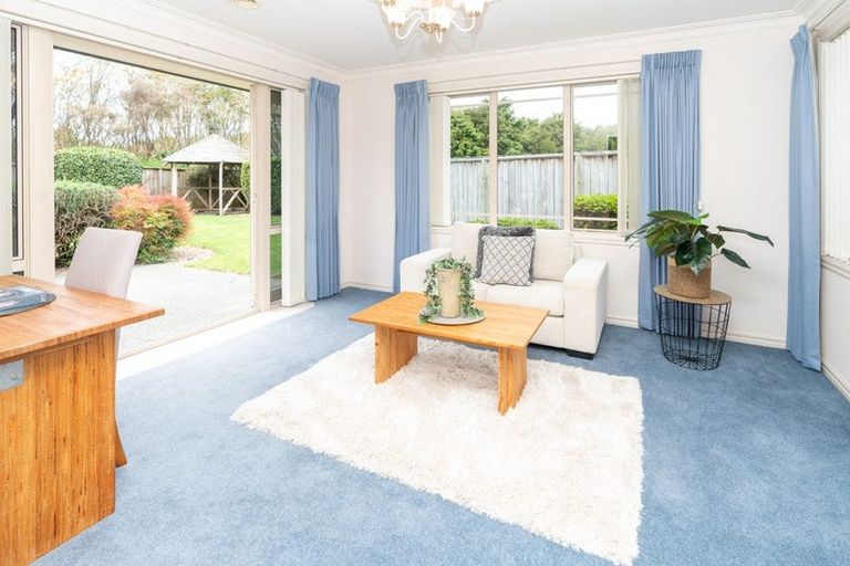 Photo of property in 17 Raungawari Drive, Huntington, Hamilton, 3210