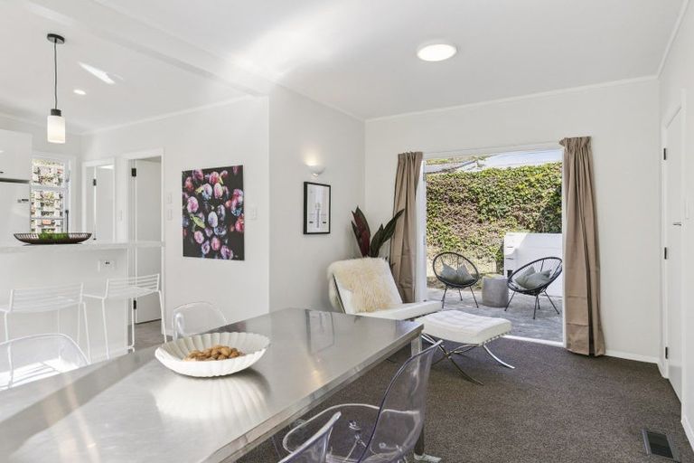 Photo of property in 49 Mckinley Crescent, Brooklyn, Wellington, 6021