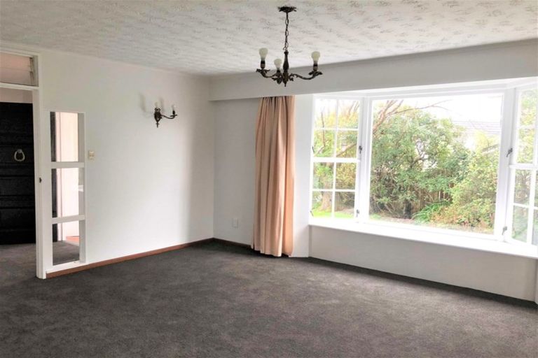 Photo of property in 27 Sunbrae Drive, Silverstream, Upper Hutt, 5019