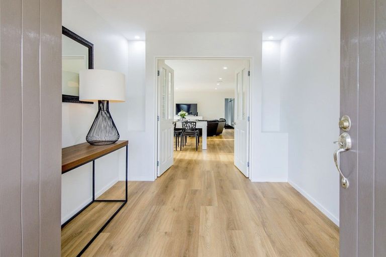 Photo of property in 4 Goldie Place, Rolleston, 7614