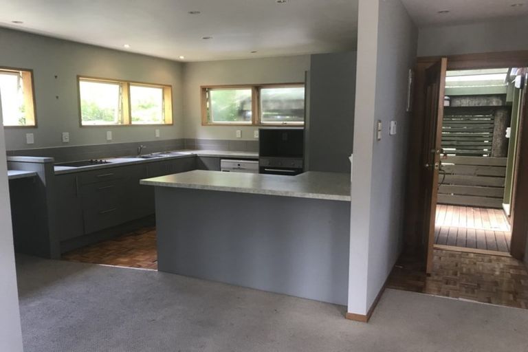 Photo of property in 88 Aeroview Drive, Beach Haven, Auckland, 0626