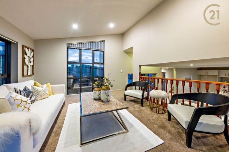 Photo of property in 147 Keri Vista Rise, Papakura, 2110