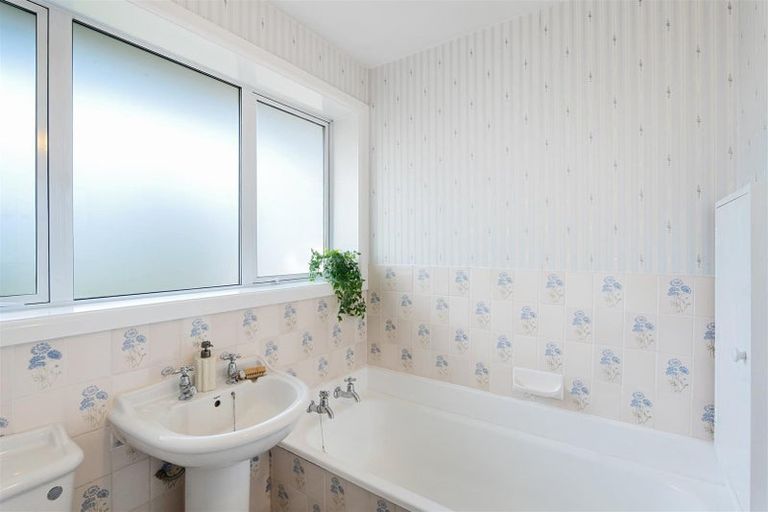 Photo of property in 28 Raxworthy Street, Ilam, Christchurch, 8041