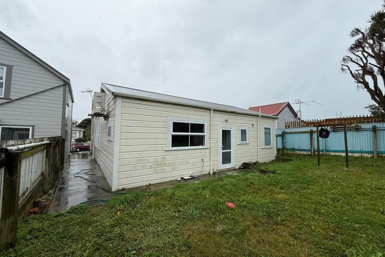 Photo of property in 28 Donald Mclean Street, Newtown, Wellington, 6021