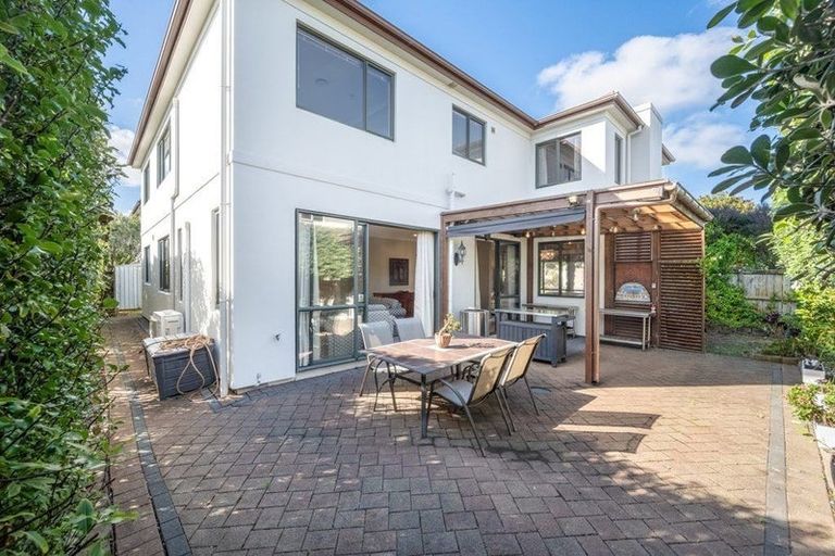 Photo of property in 6 Cherrywood Crescent, Northpark, Auckland, 2013