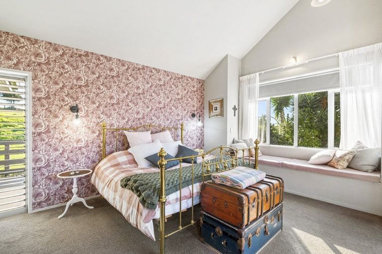 Photo of property in 288 Rimmer Road, Helensville, 0875