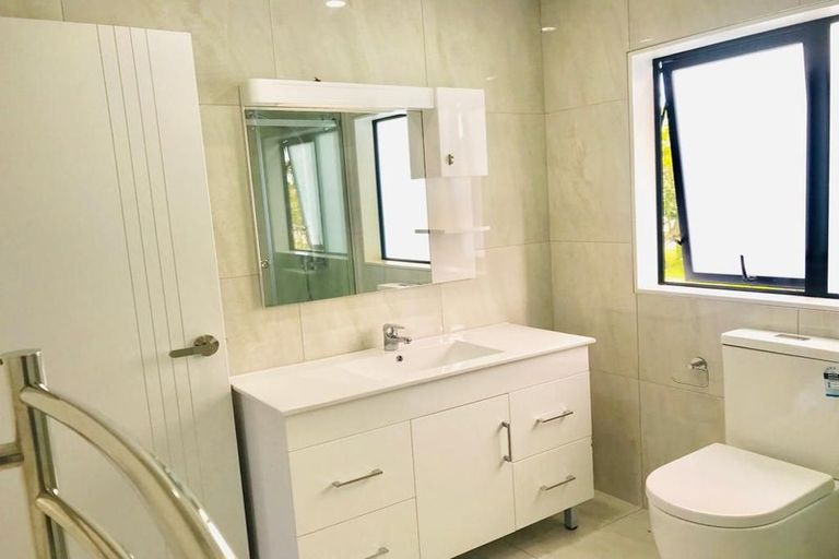 Photo of property in 77b Puhinui Road, Papatoetoe, Auckland, 2104