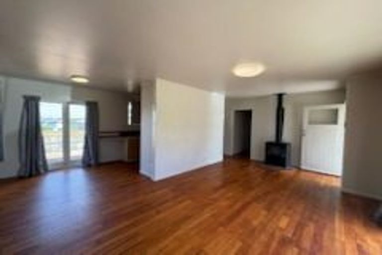 Photo of property in 13 Feasegate Street, Manurewa, Auckland, 2102