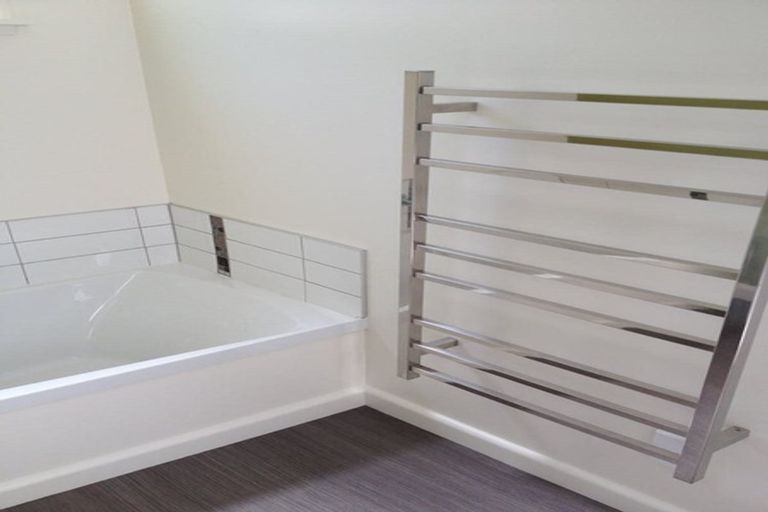 Photo of property in 29 Charlotte Avenue, Brooklyn, Wellington, 6021