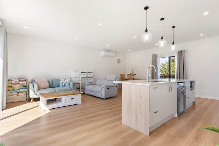 Photo of property in 33b Galsworthy Place, Bucklands Beach, Auckland, 2014
