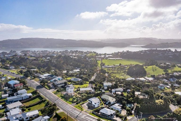 Photo of property in 34 Main Road, Raglan, 3225