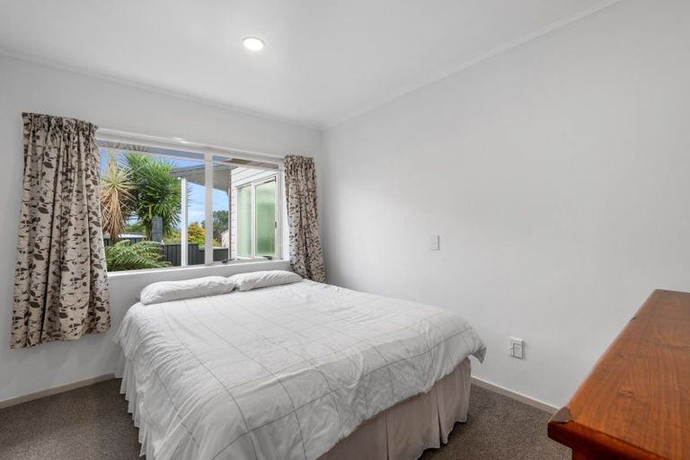 Photo of property in 6 Osprey Drive, Welcome Bay, Tauranga, 3112