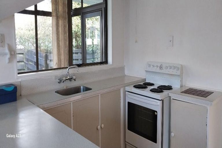 Photo of property in 278 Wellington Road, Wainuiomata, Lower Hutt, 5014