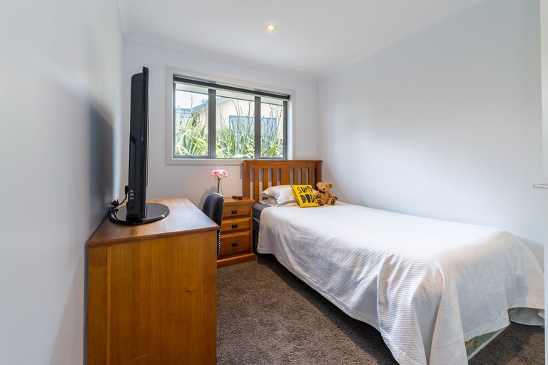 Photo of property in 9 Reeves Street, Green Island, Dunedin, 9018