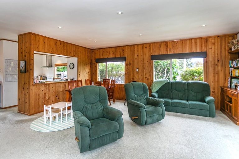 Photo of property in 40 Driving Creek Road, Coromandel, 3506