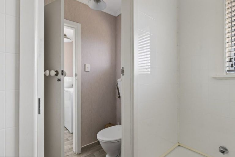 Photo of property in 12 Junction Street, Welbourn, New Plymouth, 4310