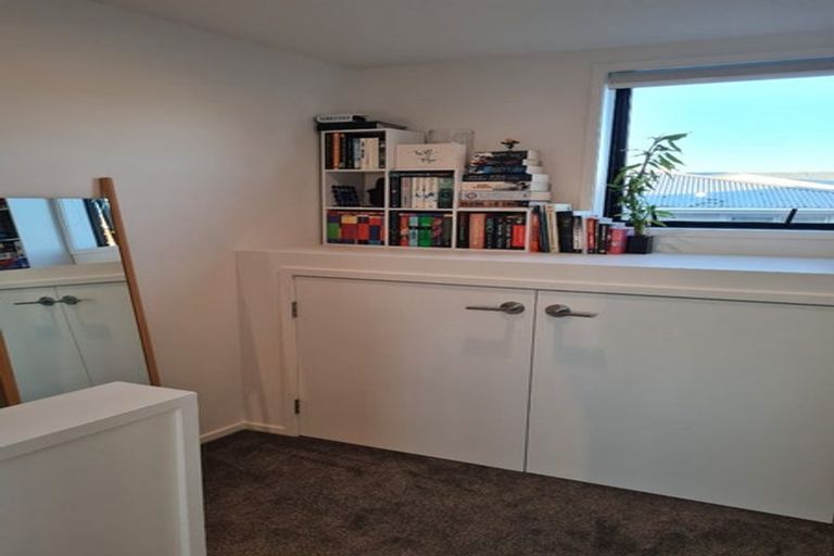 Photo of property in 6/45 Vera Road, Te Atatu South, Auckland, 0610