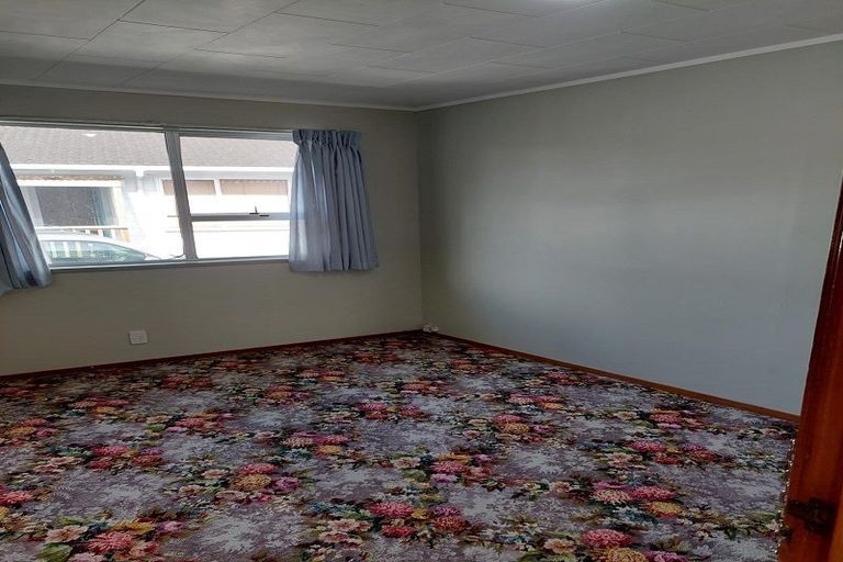 Photo of property in 108 Hillcrest Road, Papatoetoe, Auckland, 2025