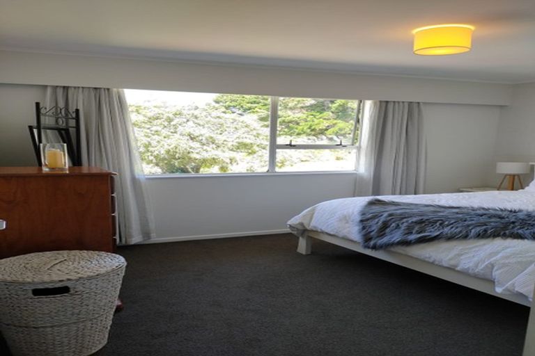 Photo of property in 4b Cedar Street, Maungaraki, Lower Hutt, 5010