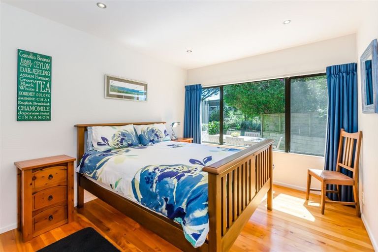 Photo of property in 30 Dell Road, Raumati South, Paraparaumu, 5032