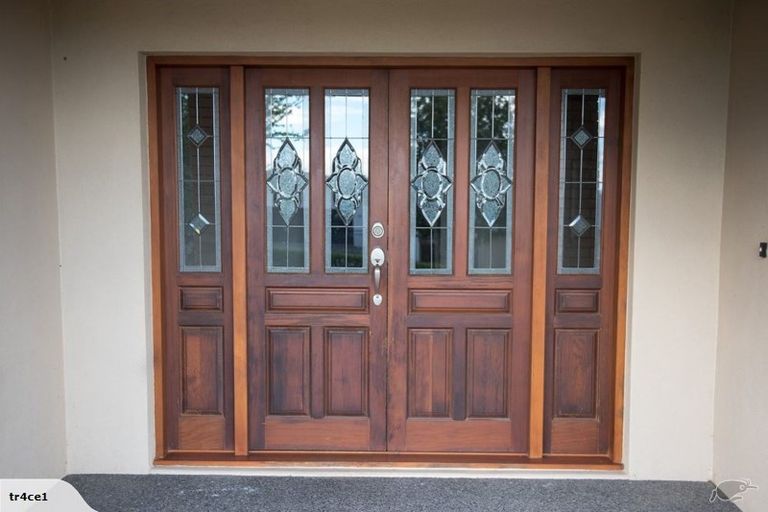 Photo of property in 6 Honeysuckle Lane, Ohauiti, Tauranga, 3112