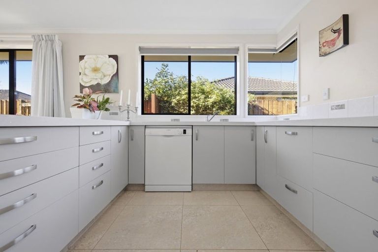 Photo of property in 723 Gloucester Road, Papamoa Beach, Papamoa, 3118