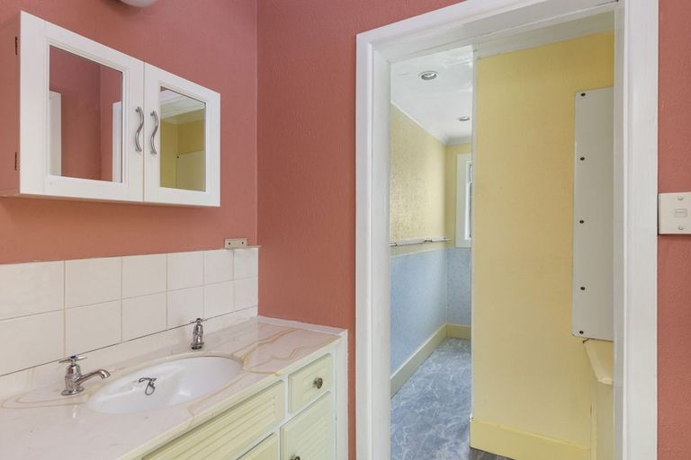 Photo of property in 20 Garfield Street, Brooklyn, Wellington, 6021