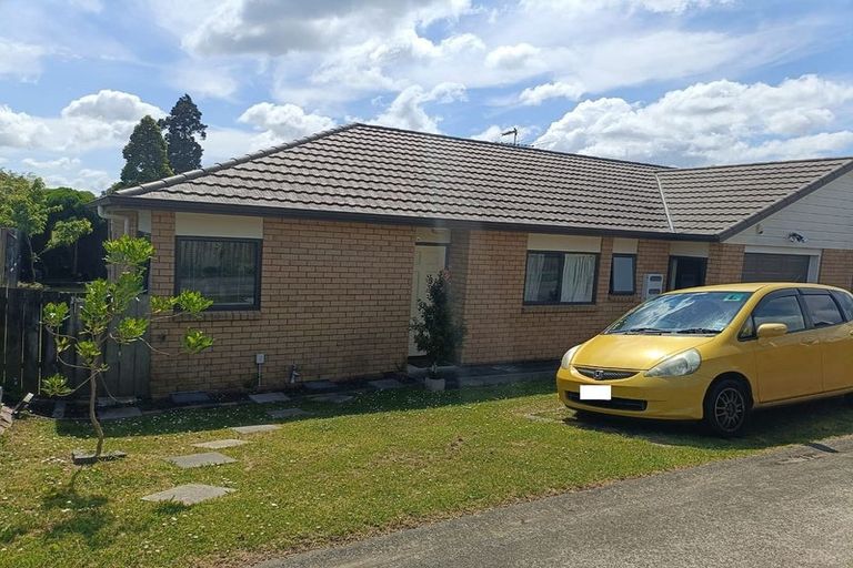 Photo of property in 70a Kayes Road, Pukekohe, 2120