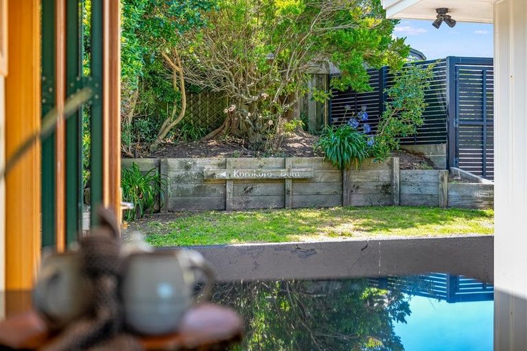 Photo of property in 45 Maungaraki Road, Korokoro, Lower Hutt, 5012